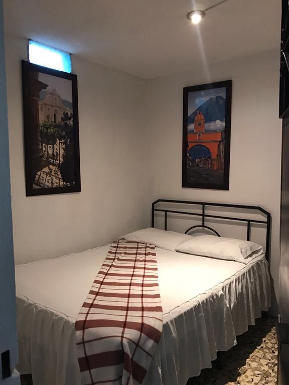 Hostel La Quinta Antigua Ruang foto